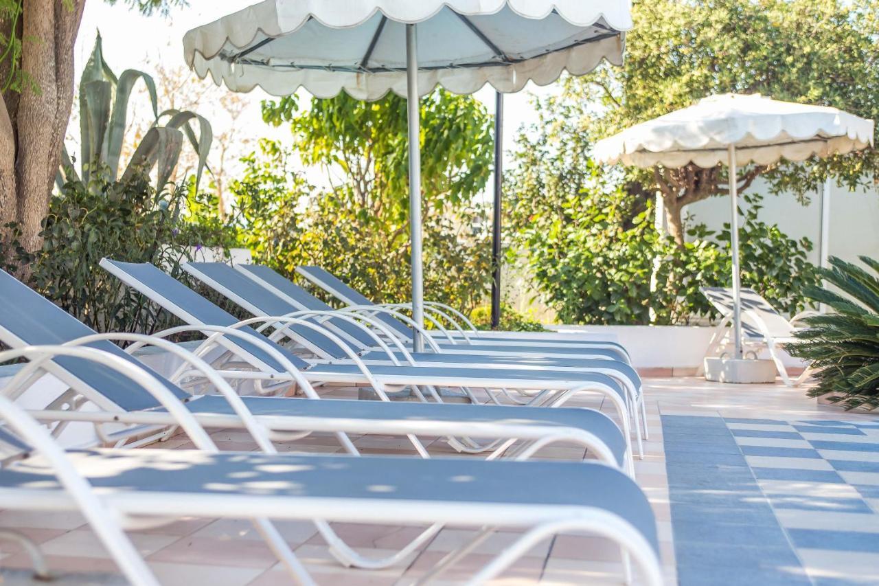 Irinna Hotel-Apartments Фалираки Екстериор снимка