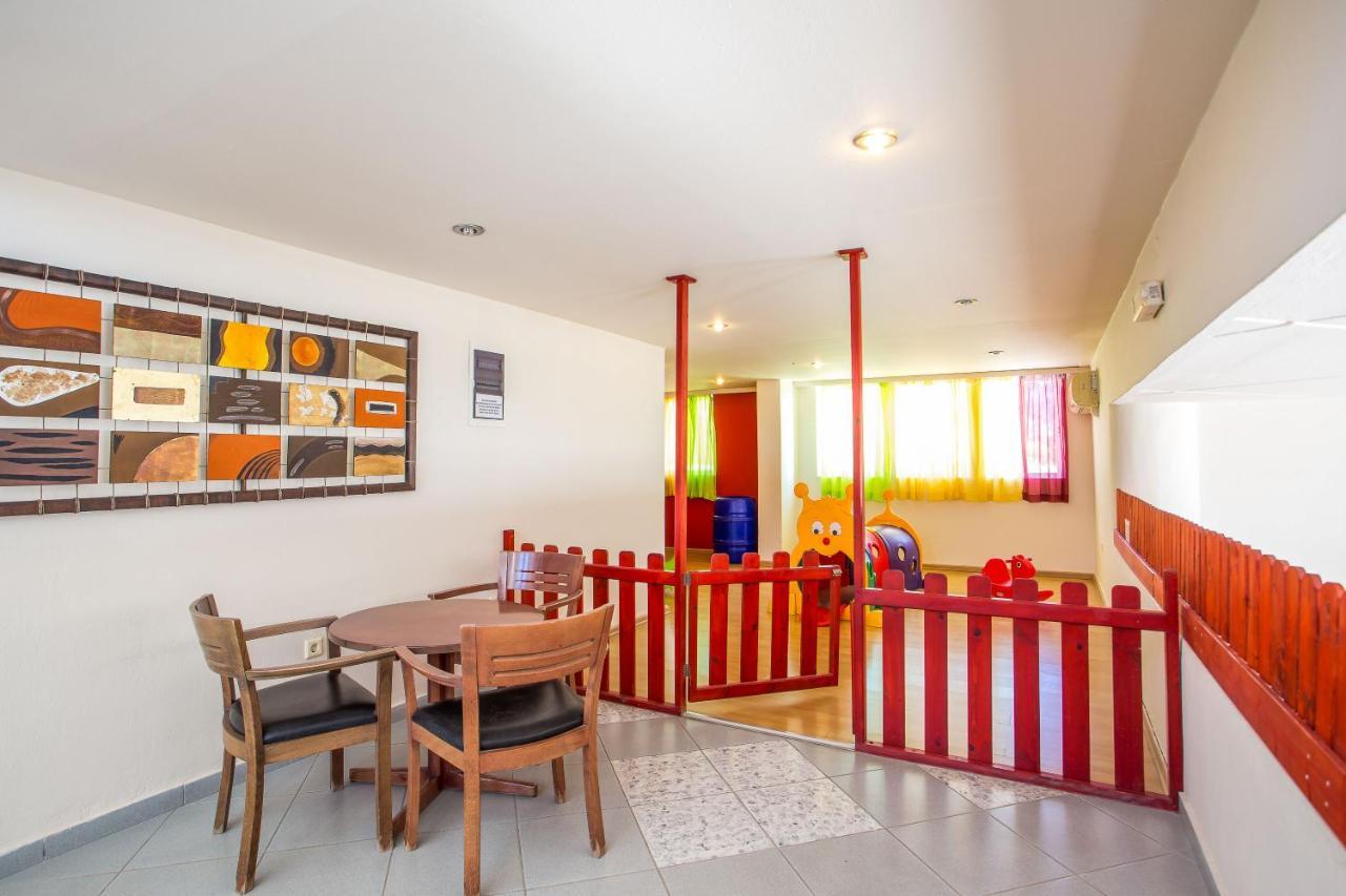 Irinna Hotel-Apartments Фалираки Екстериор снимка